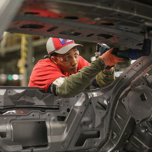 Nissan Employee at Nissan in Canton, Mississippi
